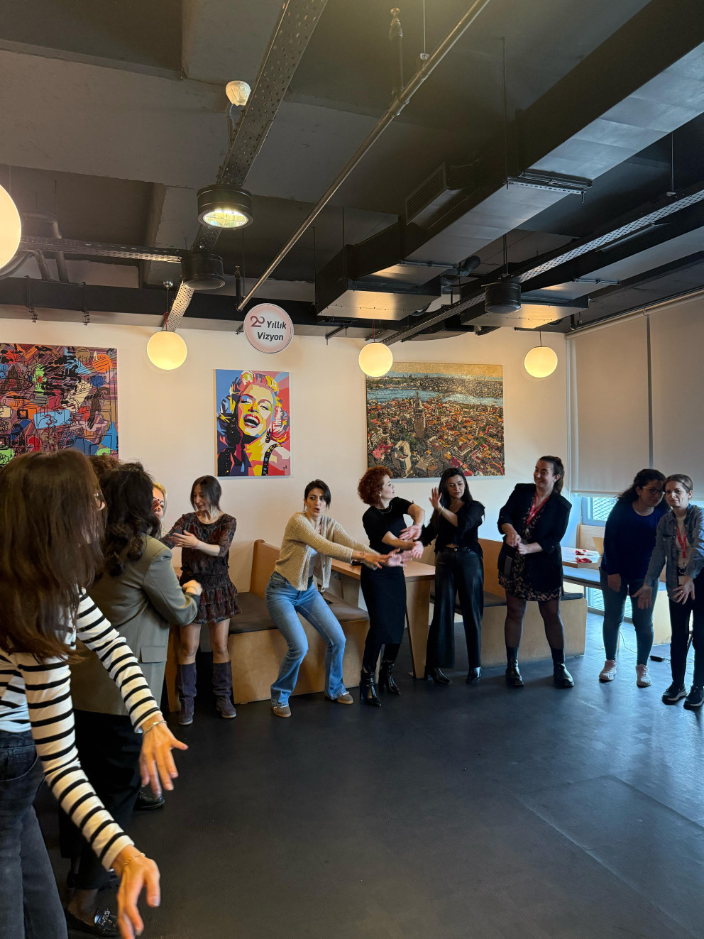 hedef filo - kahkaha yogası - kadınlar günü (1)