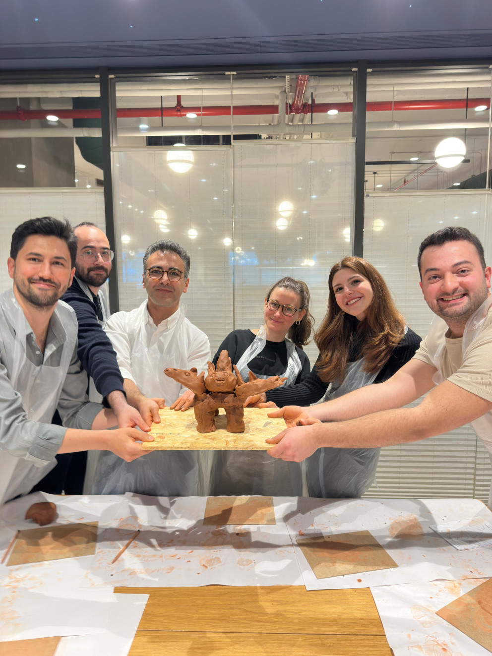 logiwa - takım heykel (4)