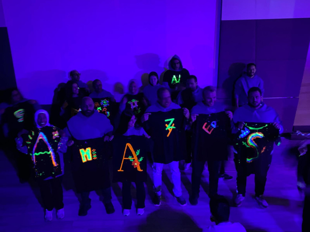 glow in the dark - tshirt boyama - human scrabble - maslak (5)