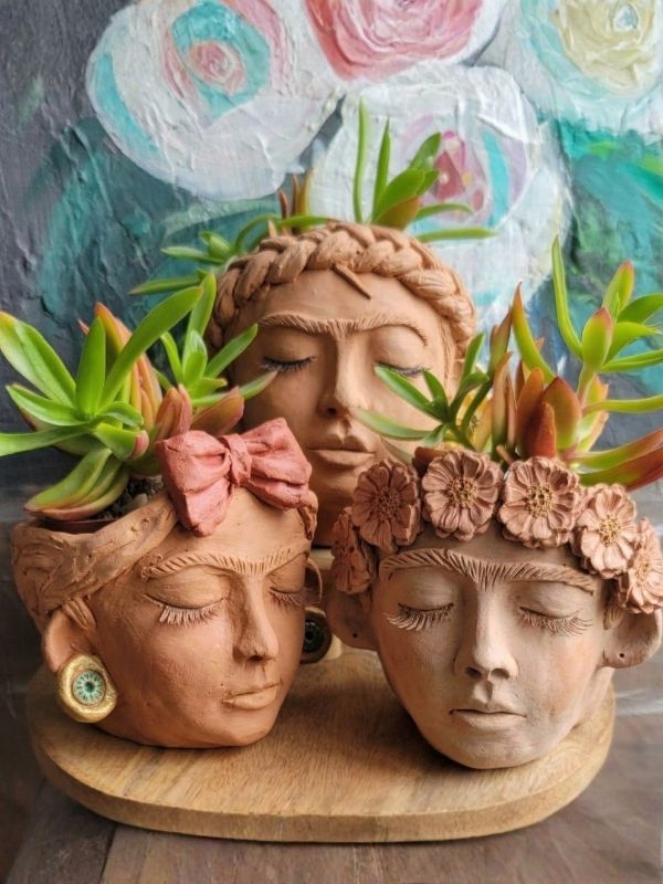 Heykel - Frida Saksı